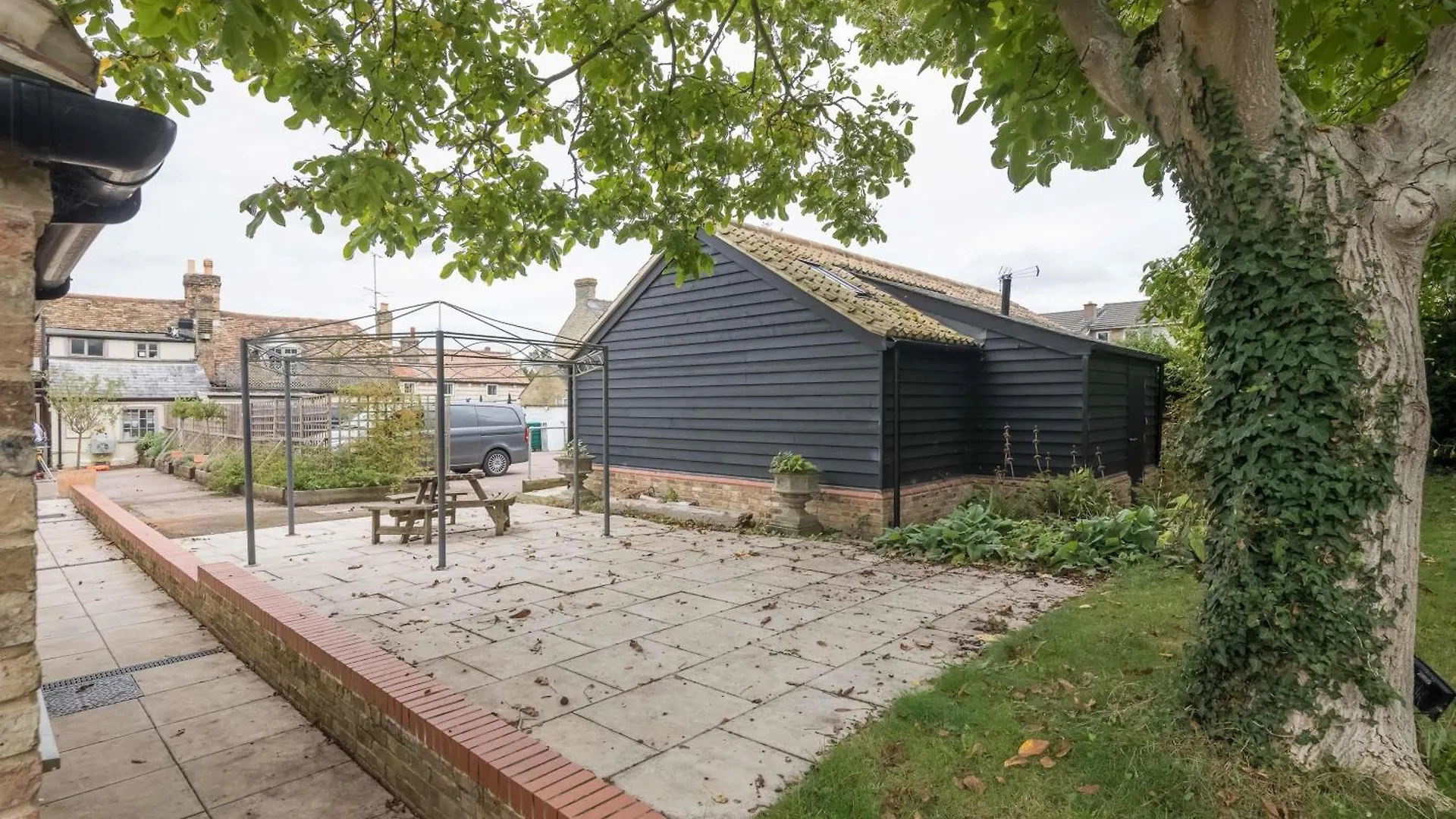 Inn King Deluxe Ensuite With Courtyard View - Hawking Milton